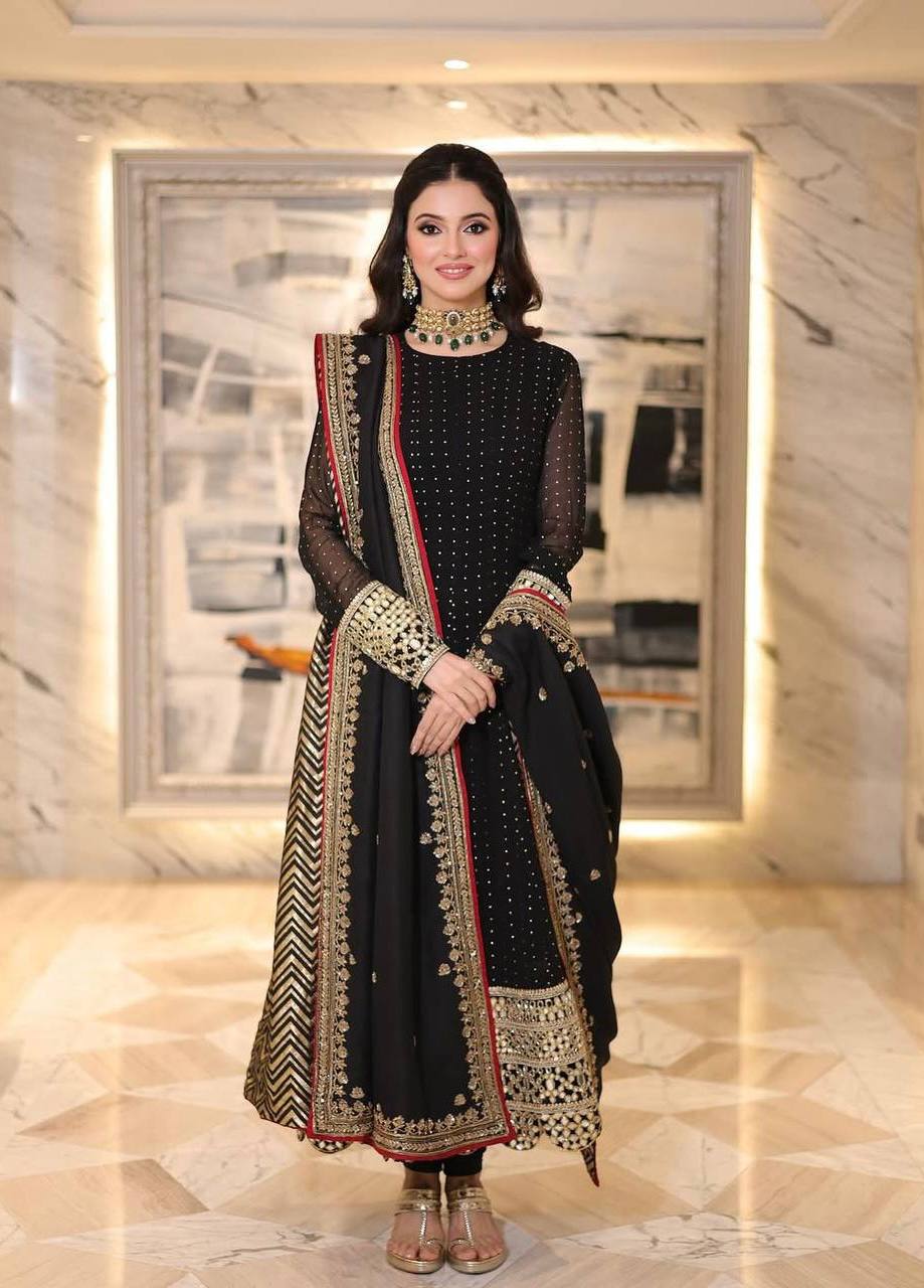 Rivika - TD Elegant heavy faux gown set