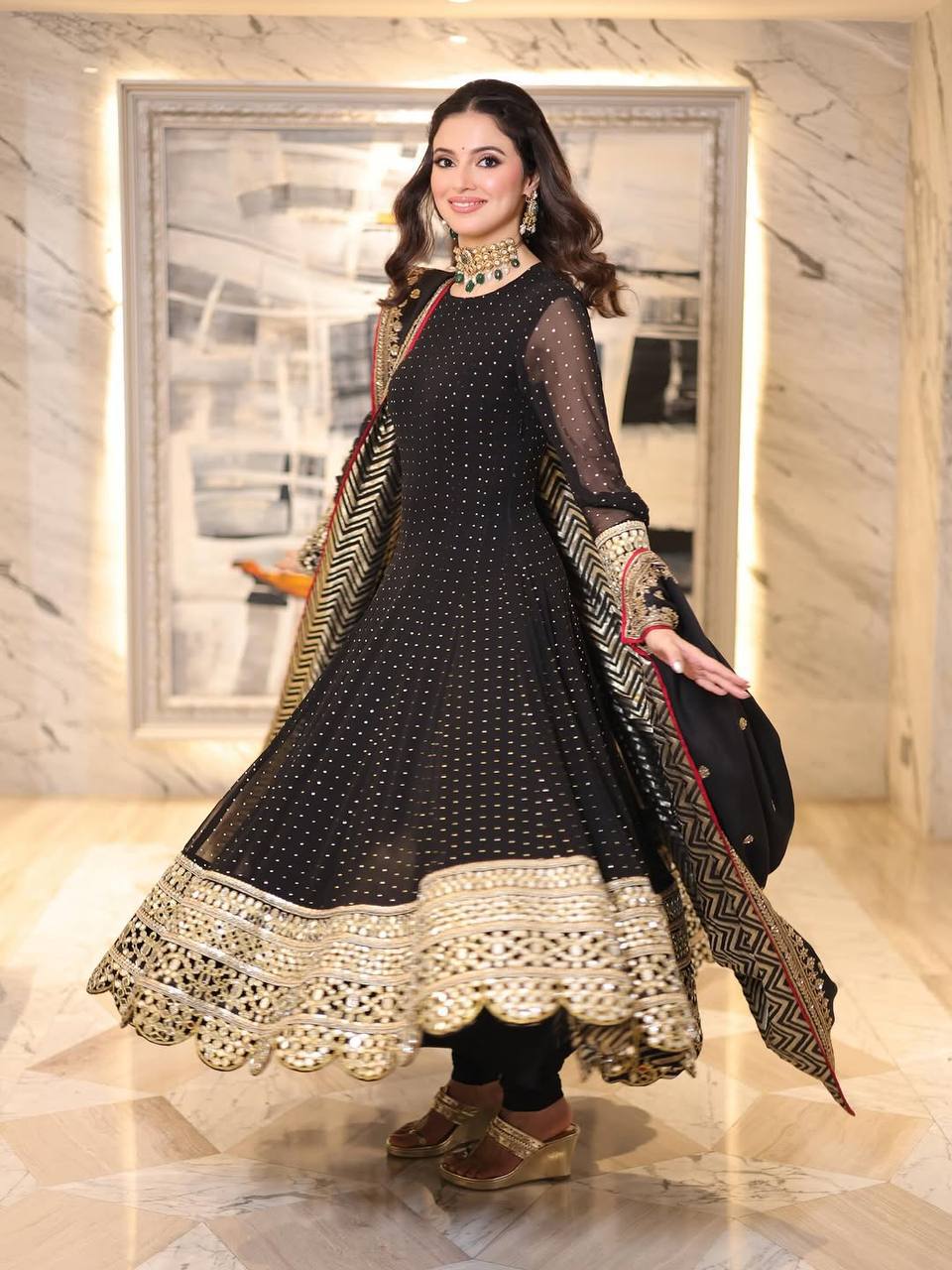 Rivika - TD Elegant heavy faux gown set