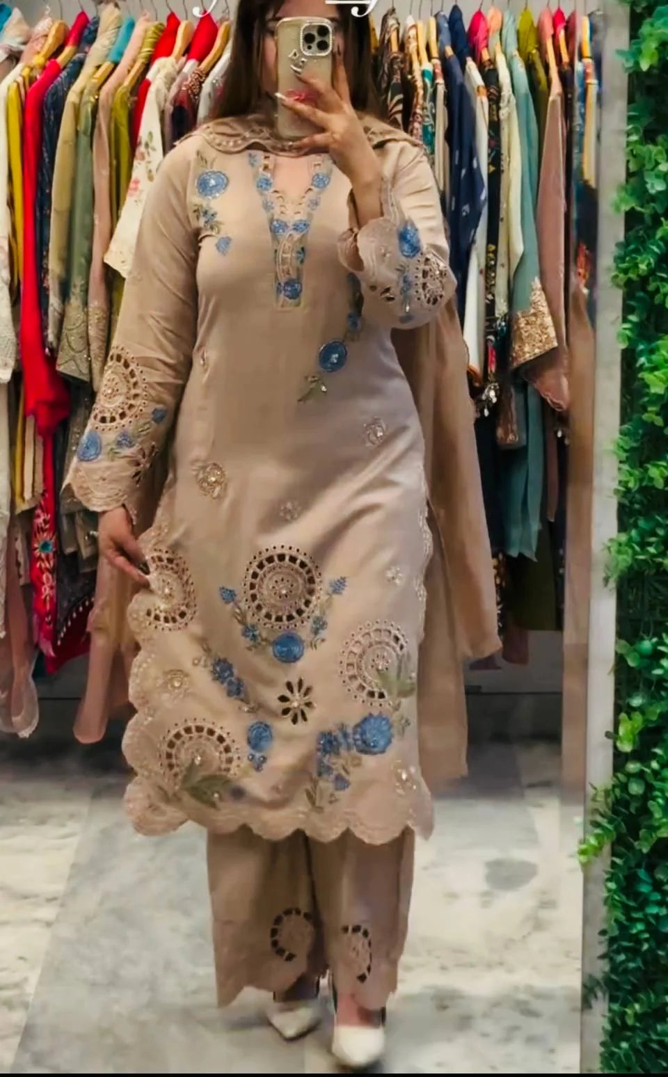 Krinisha - VL Heavy Roman silk top bottom set