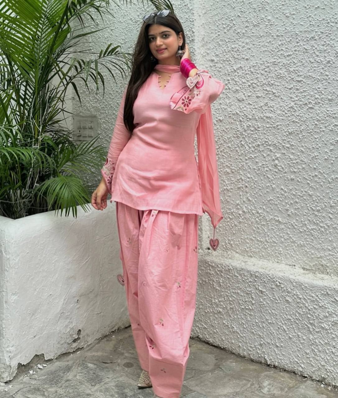 Pratiksha - MC Elegant three-piece suit set